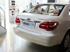2013款 1.6L 自动 卓越版