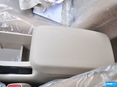 2013款 1.6L 自动 卓越版