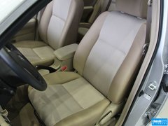 2013款 1.6L 自动 卓越版