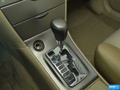 2013款 1.6L 自动 卓越版