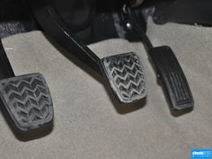 2013款 1.6L 手动 豪华版