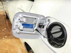 2013款 1.6L 自动 豪华版