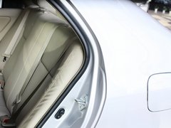2013款 1.6L 自动 豪华版