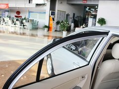 2013款 1.6L 自动 豪华版