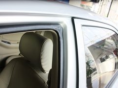 2013款 1.6L 自动 豪华版