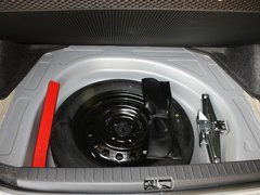 2013款 1.6L 自动 豪华版