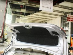 2013款 1.6L 自动 豪华版