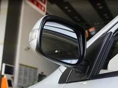 2013款 1.6L 自动 豪华版