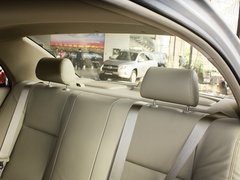 2013款 1.6L 自动 豪华版