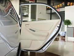 2013款 1.6L 自动 豪华版