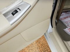 2013款 1.6L 自动 豪华版