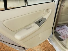 2013款 1.6L 自动 豪华版