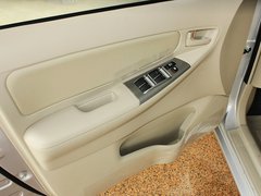 2013款 1.6L 自动 豪华版