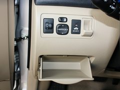 2013款 1.6L 自动 豪华版