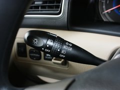 2013款 1.6L 自动 豪华版