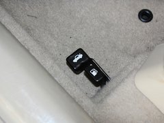 2013款 1.6L 自动 豪华版