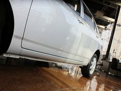 2013款 1.6L 自动 豪华版