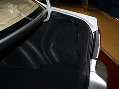 2013款 1.6L 自动 豪华版