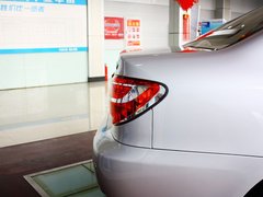 2013款 1.6L 自动 豪华版