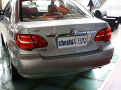 2013款 1.6L 自动 豪华版