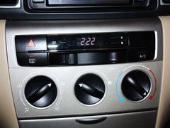 2013款 1.6L 自动 豪华版