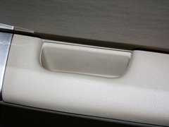 2013款 1.6L 自动 豪华版