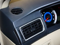 2013款 1.6L 自动 豪华版