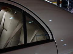 2013款 1.6L 自动 豪华版