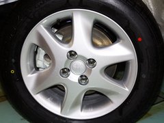 2013款 1.6L 自动 豪华版