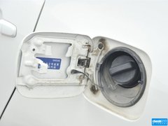2013款 1.6L 自动 豪华版