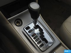 2013款 1.6L 自动 豪华版