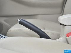 2013款 1.6L 自动 豪华版