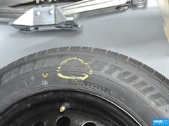 2013款 1.6L 自动 豪华版