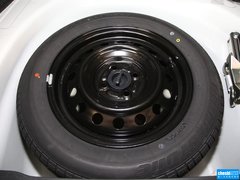 2013款 1.6L 自动 豪华版