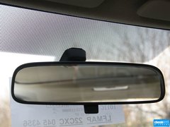 2013款 1.6L 自动 豪华版