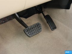 2013款 1.6L 自动 豪华版