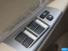 2013款 1.6L 自动 豪华版