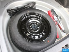 2013款 1.6L 自动 豪华版