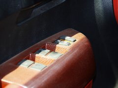 2012款 5.7 自动 高配