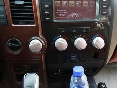 2012款 5.7 自动 高配