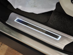 2013款 5.0T V8 AB尊崇创世版 5座