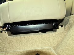 2013款 5.0T V8 SC Vogue 5座