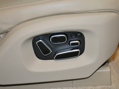 2013款 5.0T V8 SC Vogue 5座