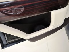 2013款 5.0T V8 SC Vogue 5座