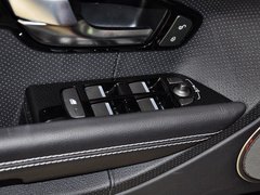 2013款 2.0T 自动 5门耀动版 5座
