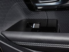 2013款 2.0T 自动 5门耀动版 5座