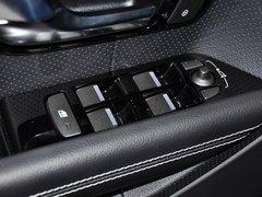 2013款 2.0T 自动 5门耀动版 5座