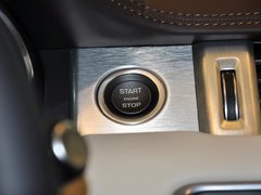 2013款 2.0T 自动 3门耀动版 4座