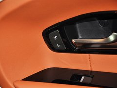 2013款 2.0T 自动 3门耀动版 4座