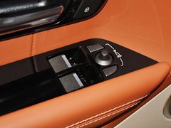 2013款 2.0T 自动 3门耀动版 4座